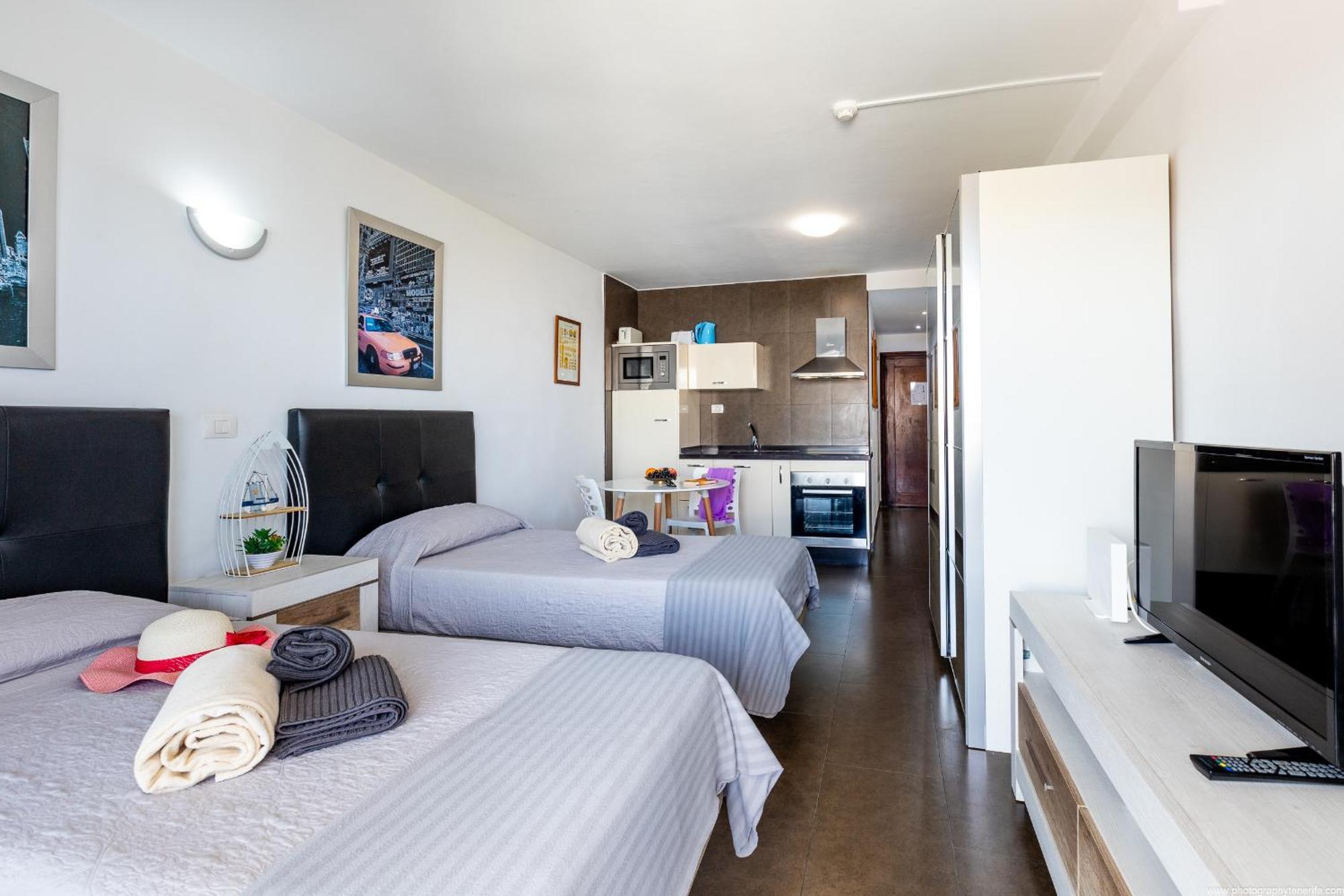603 Comodoro Studio Beach Front Los Cristianos  Exterior photo